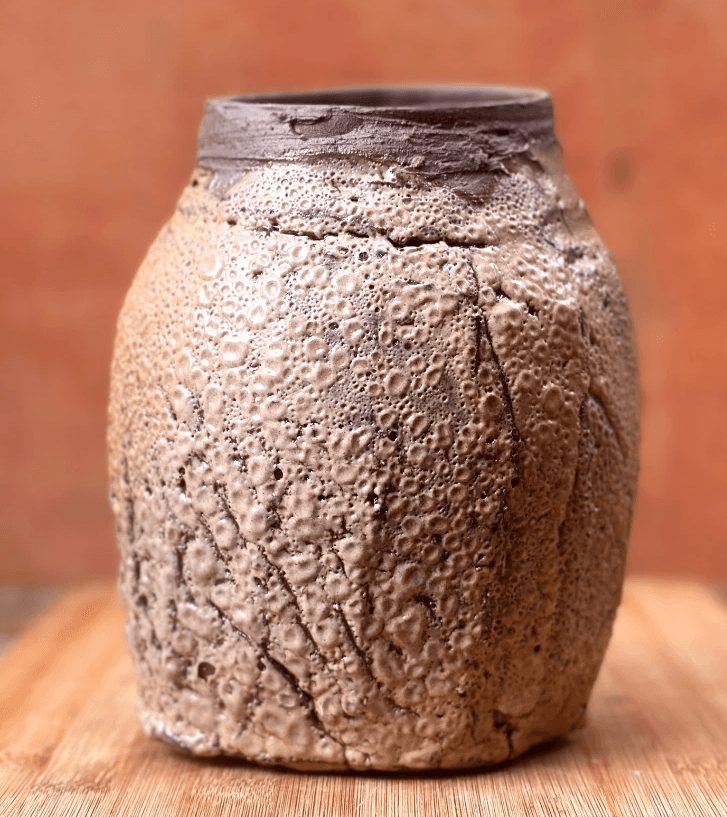 Vaso Shino Tsuchi